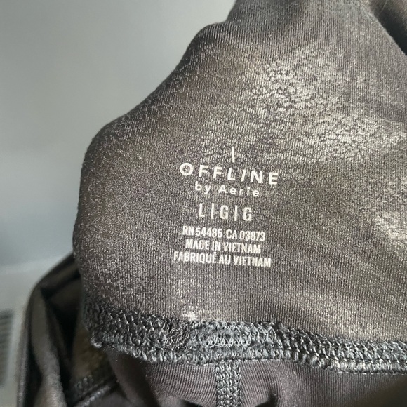 AERIE Offline Cracked Soft Leggings - Picture 4 of 6